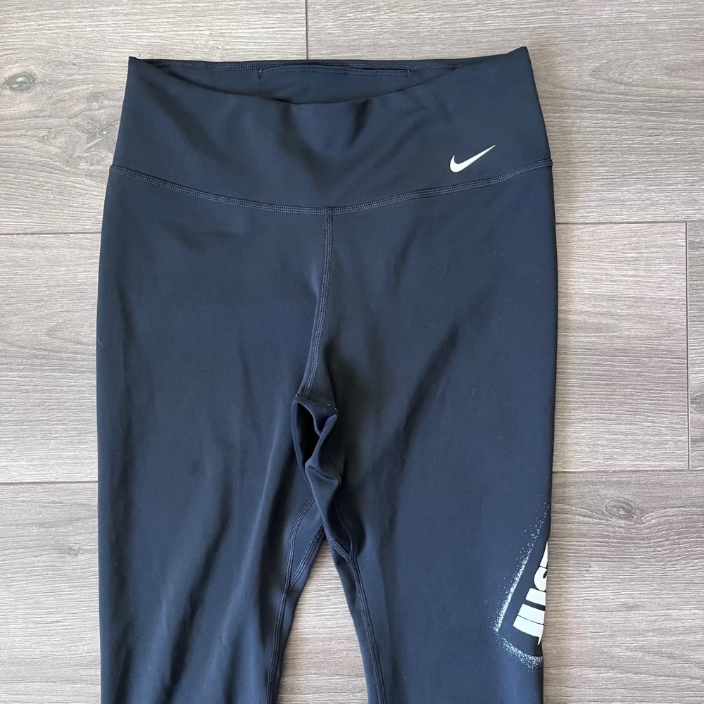 Nike Dri-FIT Women Black Just Do It Graphic High Rise Leggings Small